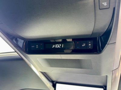 2025 Toyota ALPHARD — фото 76