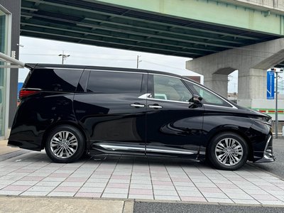 2025 Toyota ALPHARD — фото 33