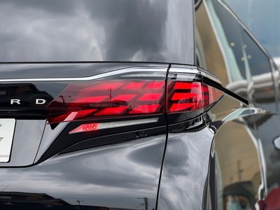 2025 Toyota ALPHARD — фото 42