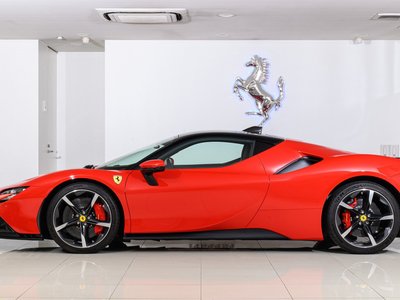 صورة 4 لـ 2022 Ferrari SF90 STRADALE