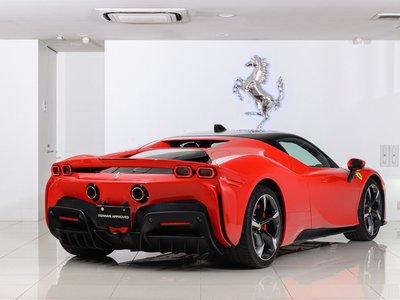 صورة 7 لـ 2022 Ferrari SF90 STRADALE