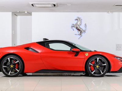 صورة 8 لـ 2022 Ferrari SF90 STRADALE