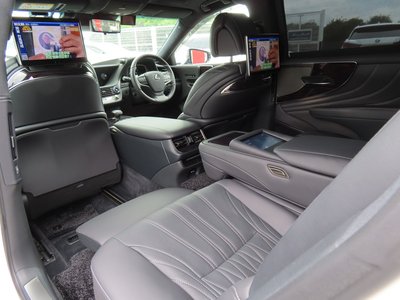 2018 Lexus LS thumbnail 55