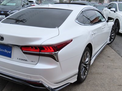 2018 Lexus LS thumbnail 34