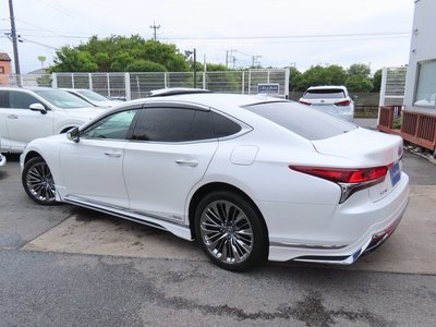 2018 Lexus LS photo 8
