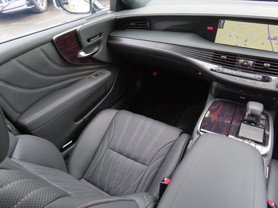 2018 Lexus LS thumbnail 51