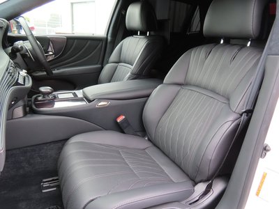 2018 Lexus LS photo 13