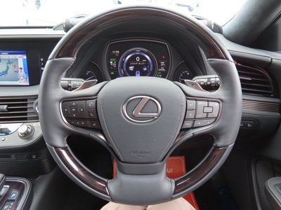 2018 Lexus LS thumbnail 64