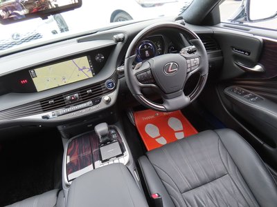 2018 Lexus LS thumbnail 50