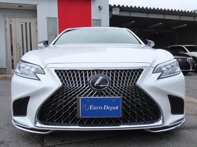 2018 Lexus LS thumbnail 32