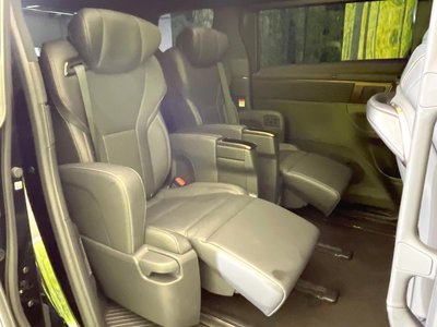 صورة 54 لـ 2025 Toyota ALPHARD
