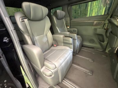 صورة 9 لـ 2025 Toyota ALPHARD
