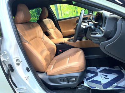 2024 Toyota CROWN SPORT photo 8