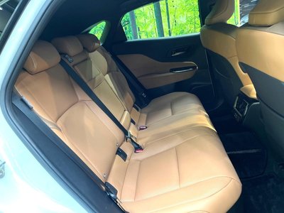 2024 Toyota CROWN SPORT photo 9