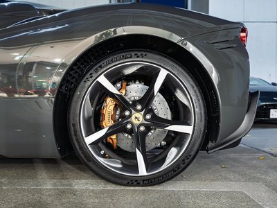صورة 16 لـ 2025 Ferrari SF90 SPIDER