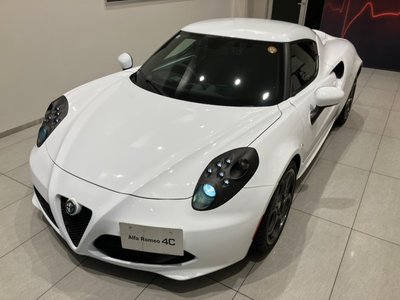 صورة 25 لـ 2015 ALFA Romeo 4C