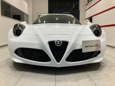 2015 ALFA Romeo 4C — фото 4