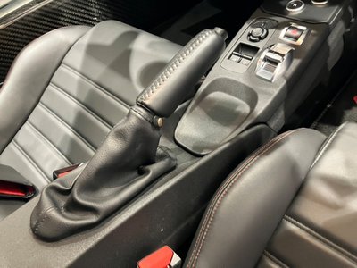 صورة 71 لـ 2015 ALFA Romeo 4C