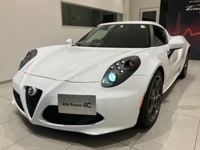 صورة 27 لـ 2015 ALFA Romeo 4C