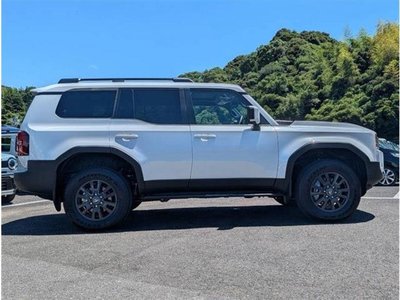 2026 Toyota LAND CRUISER 250 photo 10