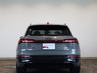 2024 AUDI Q8 E-TRON photo 4