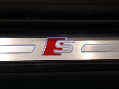 صورة مصغرة 36 لـ 2024 AUDI Q8 E-TRON