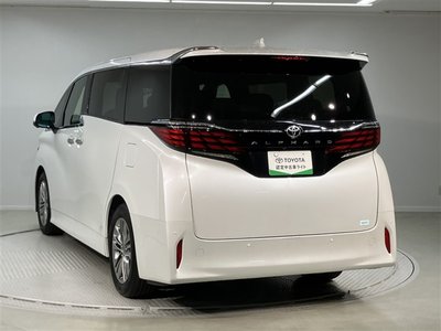 2025 Toyota ALPHARD photo 5