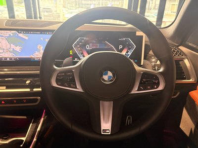 2025 BMW X7 photo 15