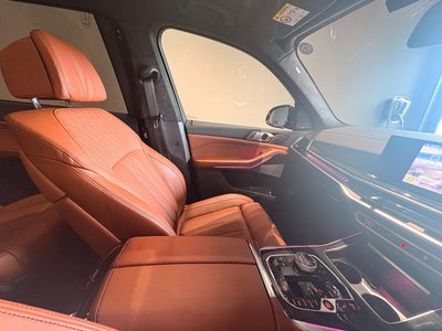 2025 BMW X7 thumbnail 29