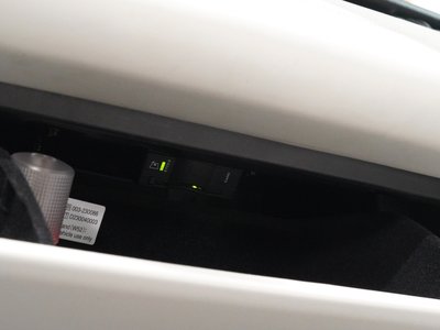 2022 LAND Rover RANGE ROVER VELAR thumbnail 48