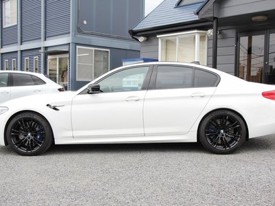 2018 BMW M5 thumbnail 35