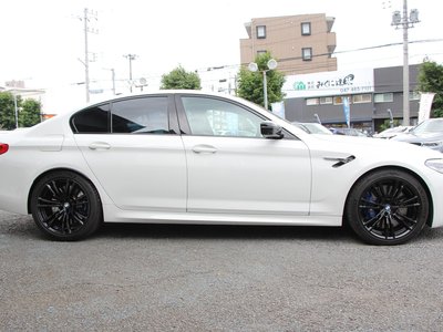 2018 BMW M5 thumbnail 40
