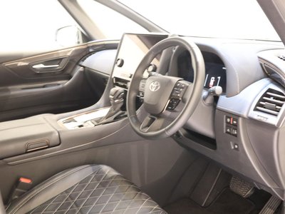 صورة 18 لـ 2025 Toyota ALPHARD