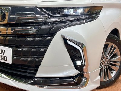 2024 Toyota ALPHARD — фото 13