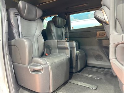 2024 Toyota ALPHARD — фото 9