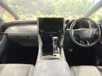 2024 Toyota ALPHARD — фото 2