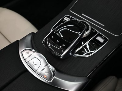 2019 Mercedes-BENZ C-CLASS photo 12