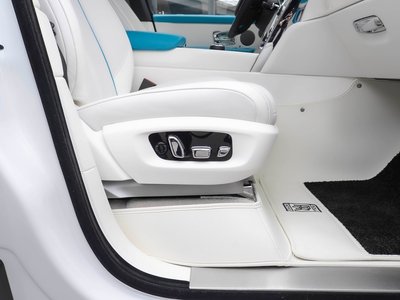 2025 ROLLS-ROYCE CULLINAN — миниатюра 52