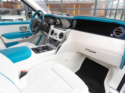 2025 ROLLS-ROYCE CULLINAN — миниатюра 48