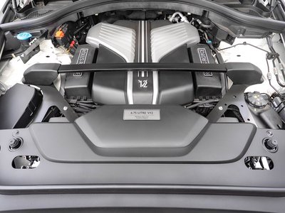 2025 ROLLS-ROYCE CULLINAN — миниатюра 23