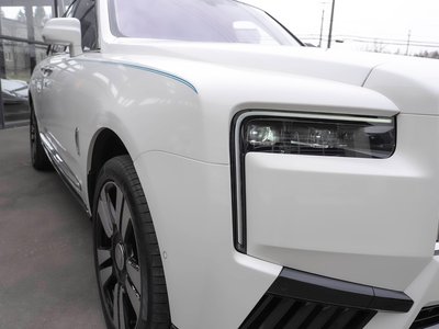 2025 ROLLS-ROYCE CULLINAN — миниатюра 37
