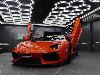 صورة 1 لـ 2012 Lamborghini AVENTADOR