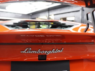 صورة 8 لـ 2012 Lamborghini AVENTADOR