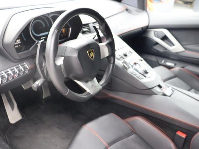 صورة 10 لـ 2012 Lamborghini AVENTADOR