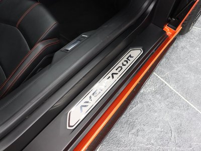 صورة 9 لـ 2012 Lamborghini AVENTADOR