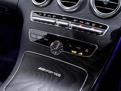 2019 Mercedes-BENZ C-CLASS AMG thumbnail 57