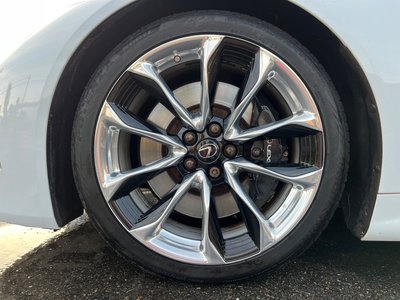 2017 Lexus LC 照片 28