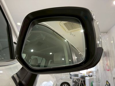 صورة 20 لـ 2025 Toyota LAND CRUISER 300