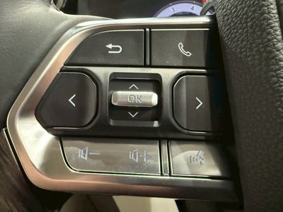 صورة 33 لـ 2025 Toyota LAND CRUISER 300