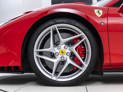 2021 Ferrari F8 SPIDER — фото 25